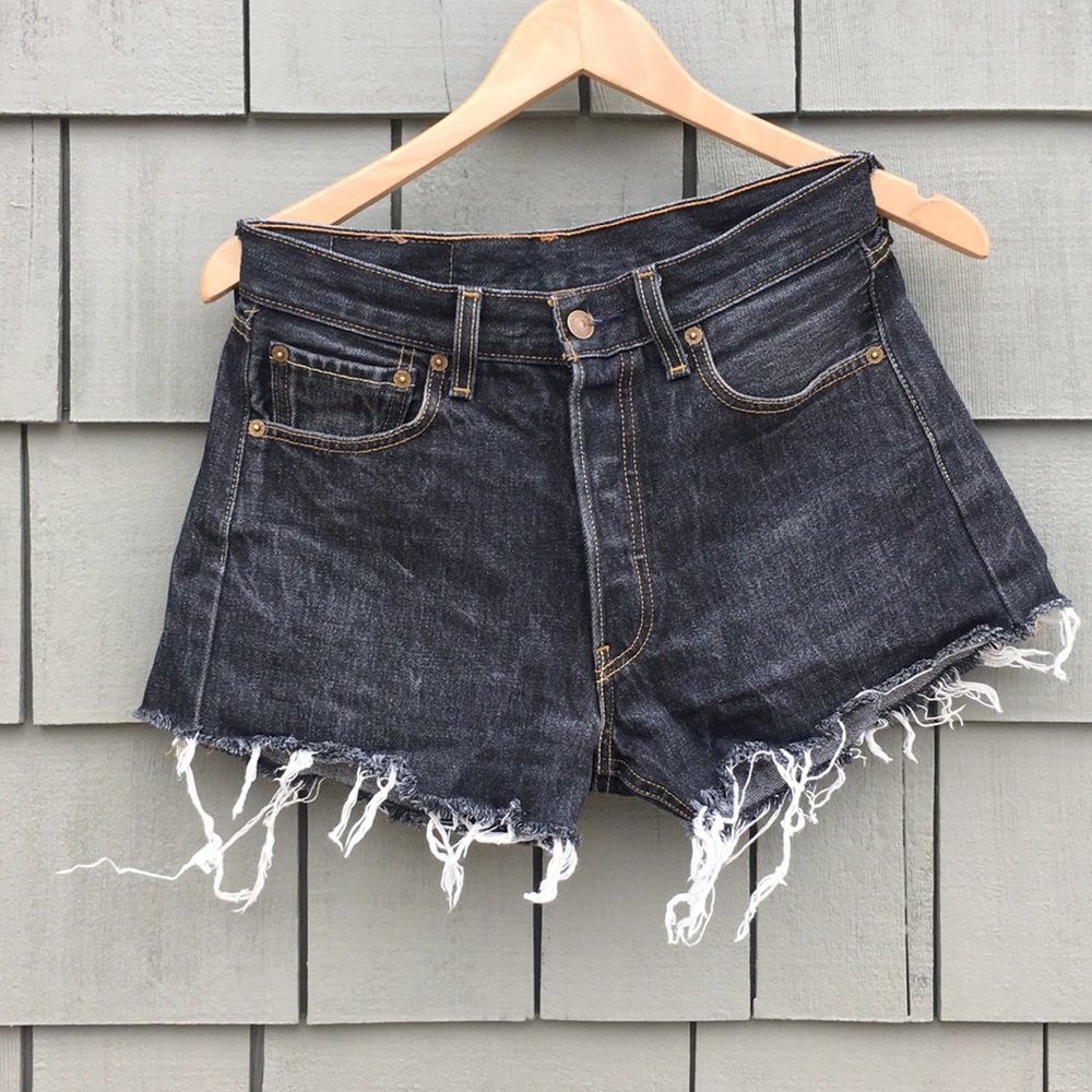Levi’s 501xx cutoff short